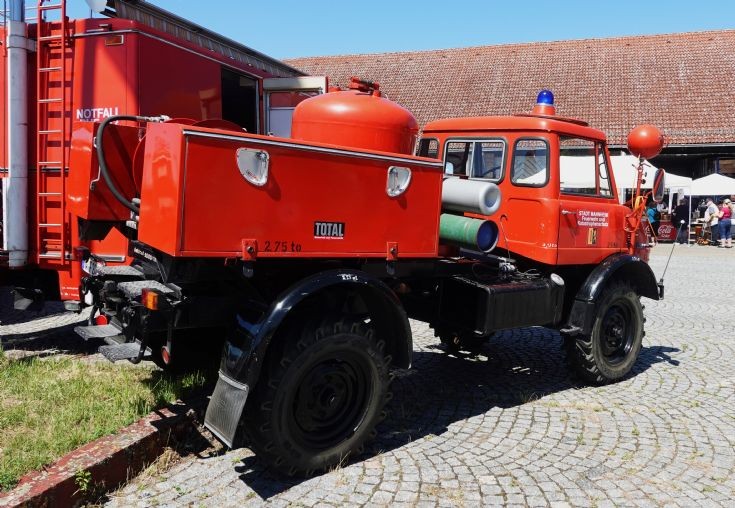 MB Unimog - Total TroLF750 Powder unit