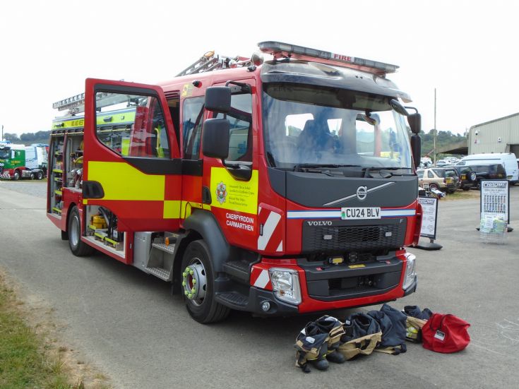 CU24BLV Volvo FL EOne WrL MWWFRS