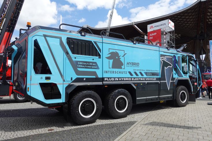 Lion PHEV - Volkan 6x6 airport crash tender