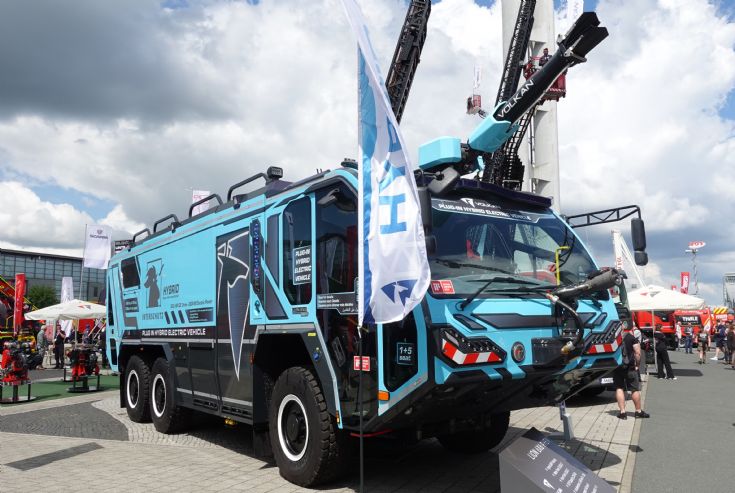 Lion PHEV - Volkan 6x6 airport crash tender