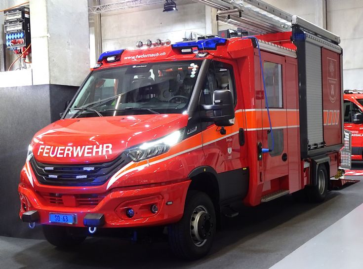 Iveco-Rosenbauer - BA & Logistics van 