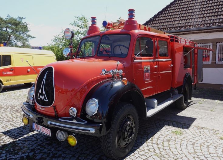 Magirus-Deutz-Magirus 4x4 TLF16/24 Pump