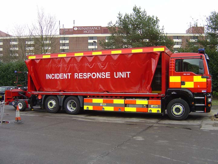 Fire Engines Photos West sussex FRS MAN Incident Response Unit