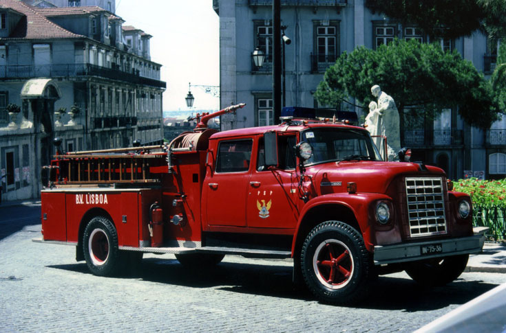 Lisboa's fire truck