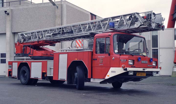 Brandweer Almere Turntable ladder Iveco
