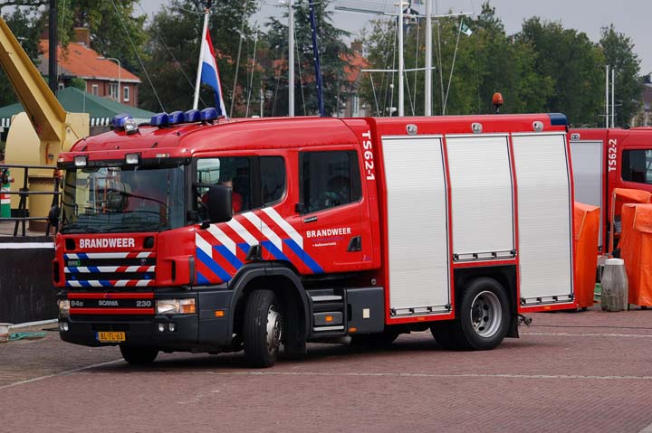 Brandweer Hellevoetsluis Scania Watertender