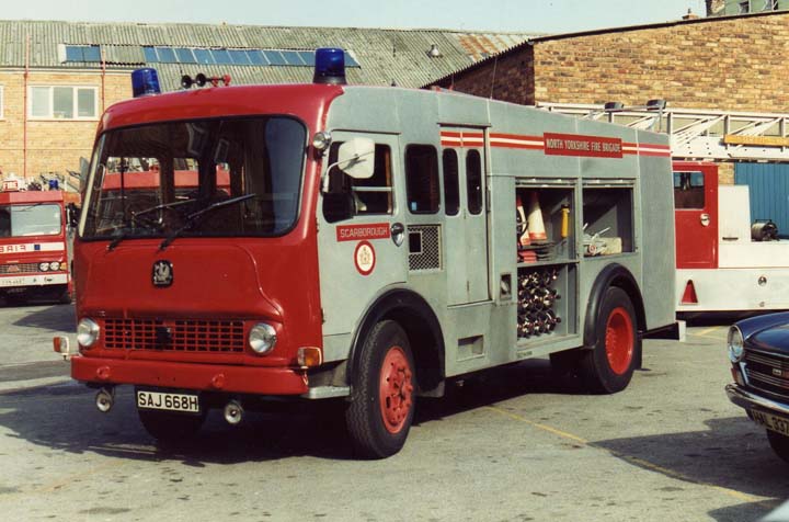 Bedford TK -  ET North Yorkshire Fire Brigade
