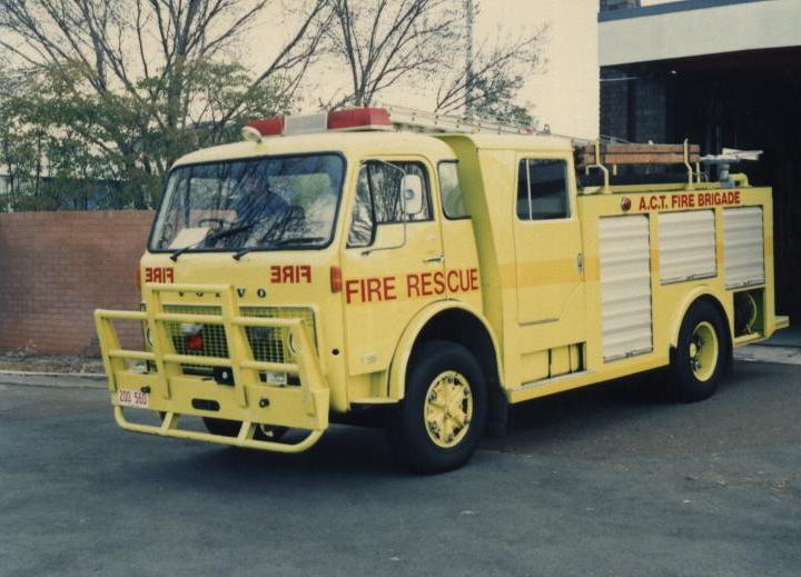 Australia Volvo F86  ACT Philip Fire station 