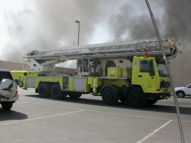 Abu Dhabi Fire Service Volvo Bronto Skylift