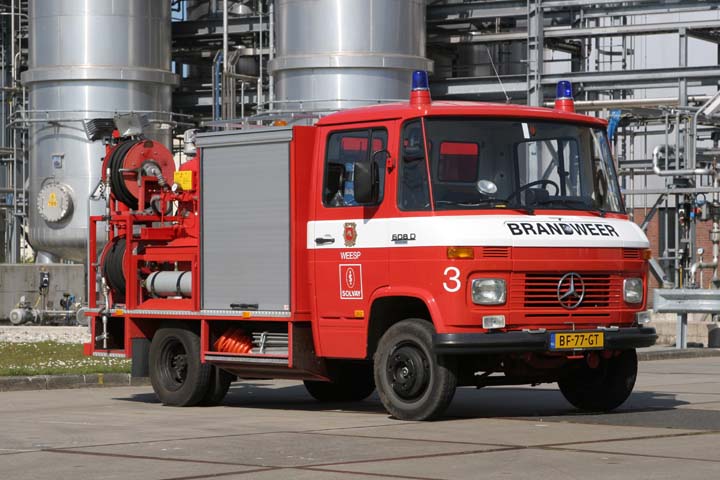 Works Fire brigade Solvay Duphar Powder Unit front