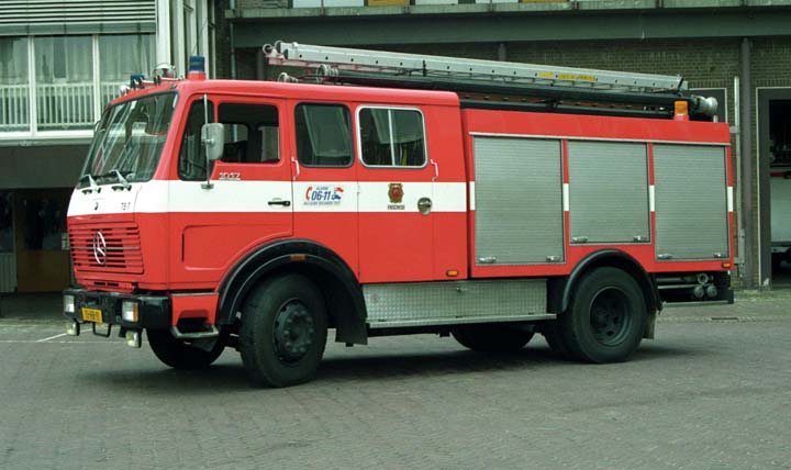 Brandweer Enschede Mercedes 1017 F Pump