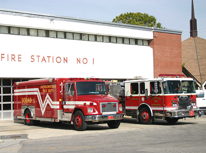 Fire Engines Photos - Jacksonville, NC Company 1