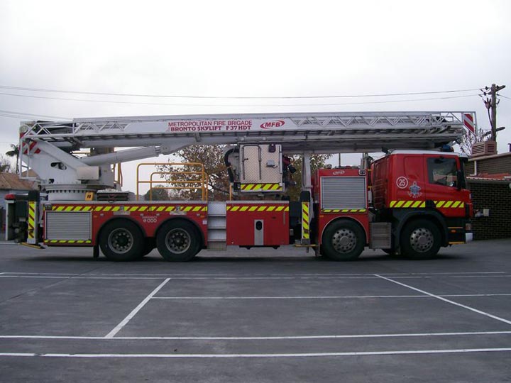 MFB -Ladder Platform Bronto Skylift 25, Australia