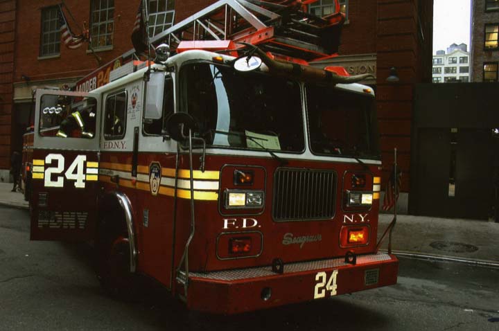 FDNY Ladder 24
