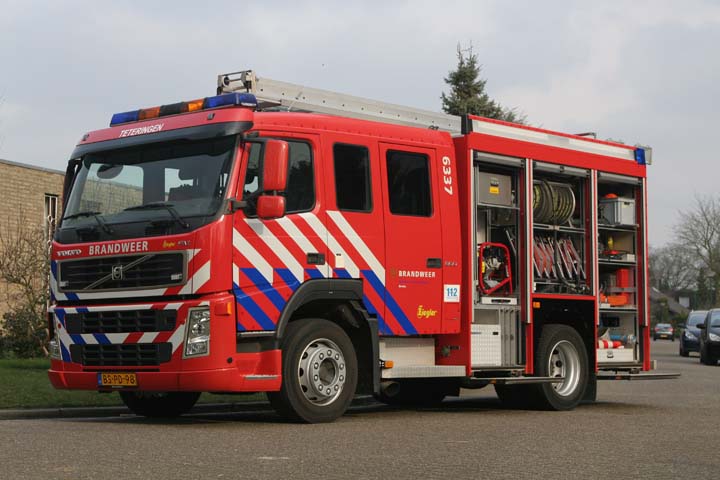 Brandweer Teteringen Volvo FM9 Ziegler