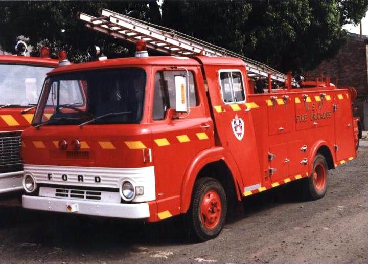 Australia NSW Fire brigade Ford D200