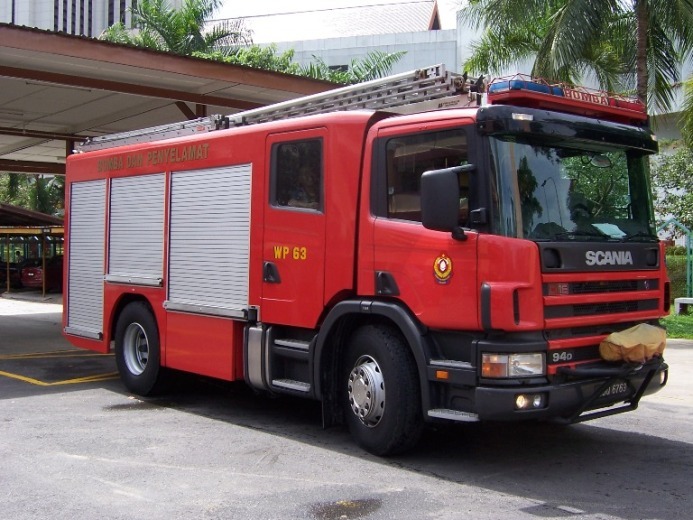 Fire Engines Photos Malaysia Scania P94D260/CME
