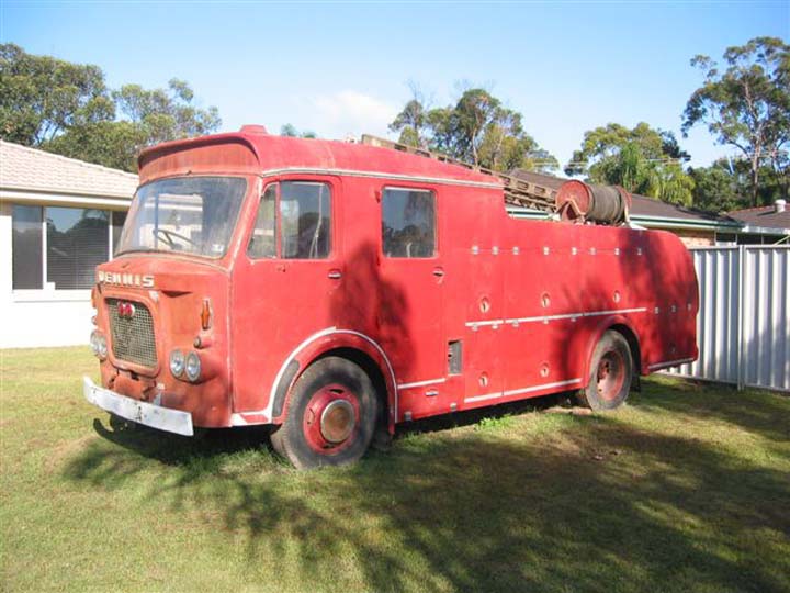 Dennis F44 No 405 Fire Engine