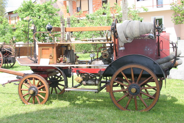 Magirus Diesel pump 