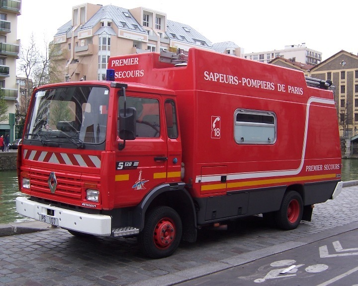 Sapeurs Pompiers de Paris PS 107