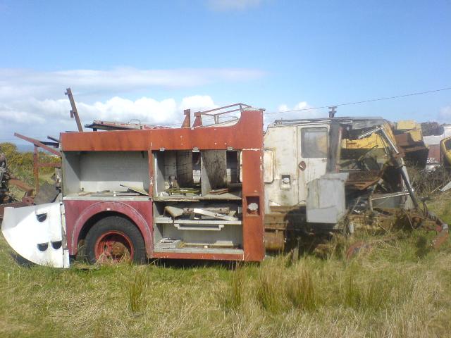 Dennis engine in grave yard 05-04-08