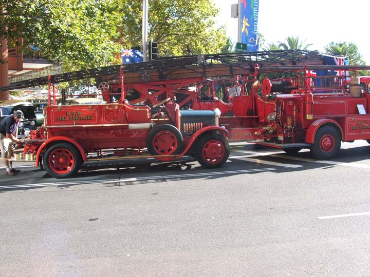 Old Timer Fire engine on Australia Day
