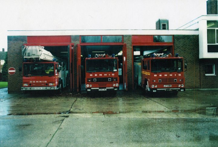 K295 XMJ on the run at Watford Fire Station