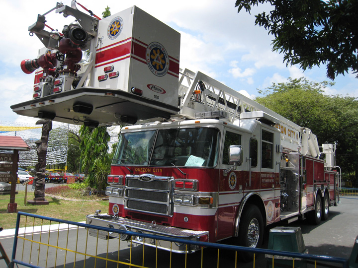Photo Quezon City Pierce Dash 100 Aerial Quint