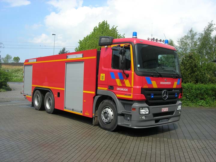 Brandweer Diksmuide Mercedes Actros