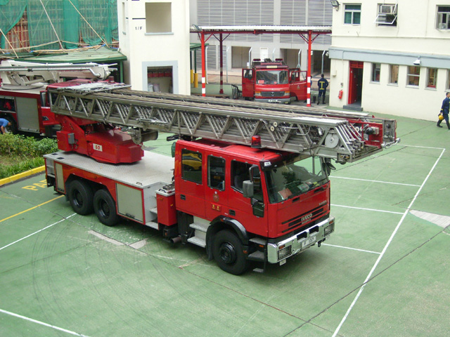 Hong Kong Iveco Magirus 150ft Turnable Ladder