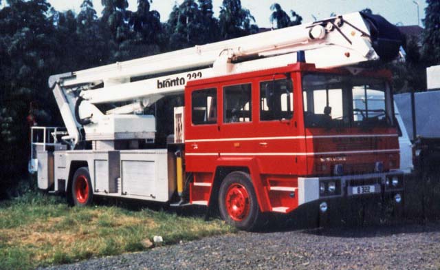 Photo of Bronto Hydraulic Platform / Shelvoke