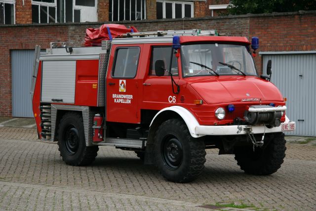 Brandweer Kapellen Belgium Unimog