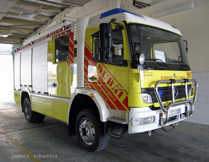 Dubai Civil Defence Mercedes Benz 1628