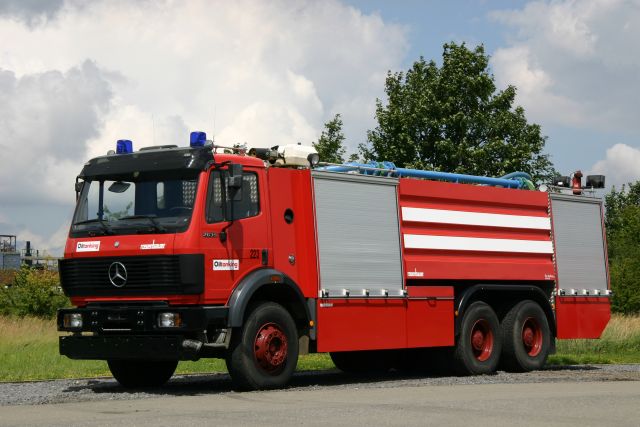 Works Fire brigade Oiltanking Antwerpen Mercedes