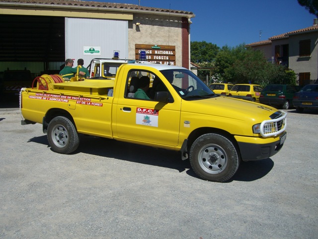 CCFl Mazda 4x4 600 litres