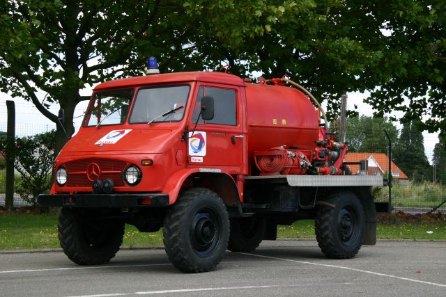 Works Fire brigade Total Antwerpen  Unimog