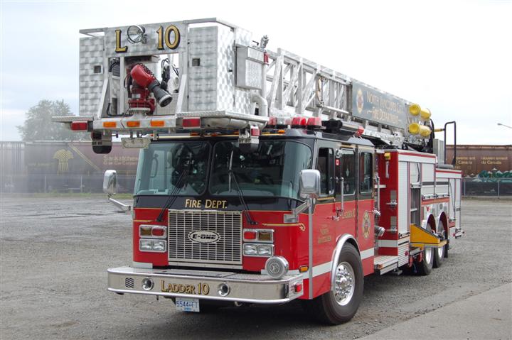 City of North Vancouver Fire Department Ladder 10