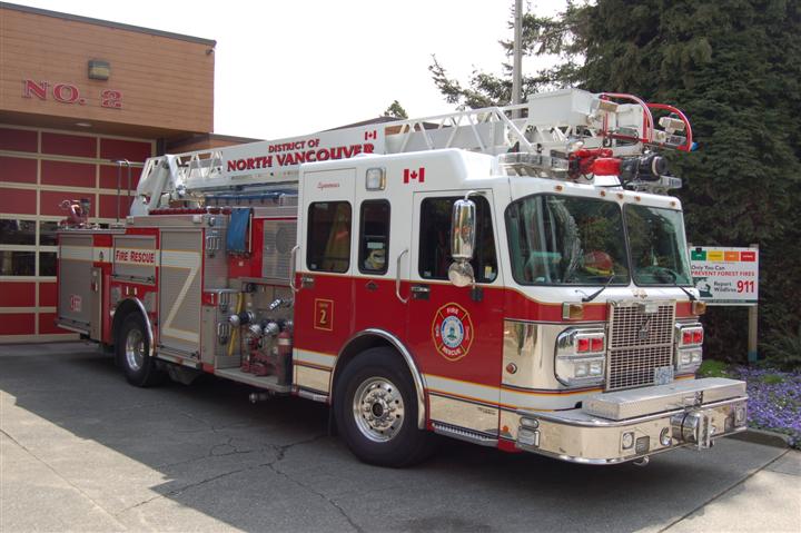 District of North Vancouver Fire Rescue Quint 2