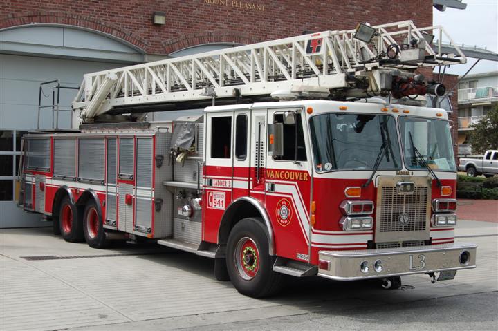 Vancouver Fire Rescue Service Ladder 3