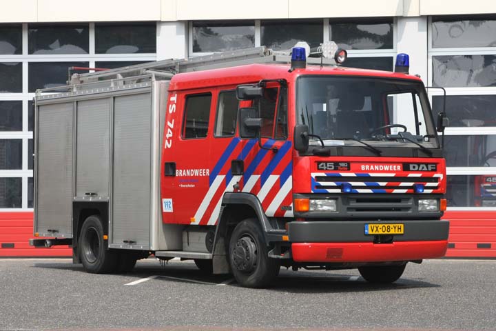 Brandweer Voorschoten DAF / Ziegler watertender