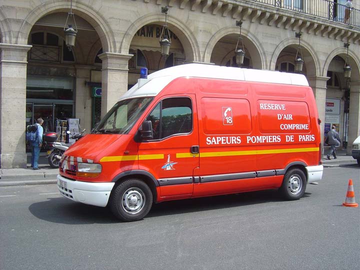 Sapeurs Pompiers de Paris CRAC 8 Renault