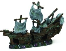 Small Galleon Shipwreck With Sails (25 x 10.5 x 17 cm)