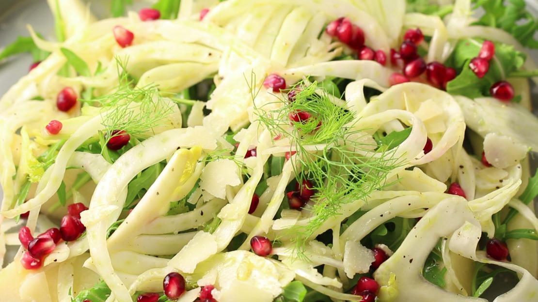 Rocket, Fennel, and Pear Salad - Low Carb Recipes by Foodabi