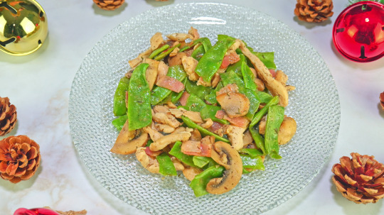 Rezept: Super einfache Hähnchenpfanne mit Speck und grünen Bohnen