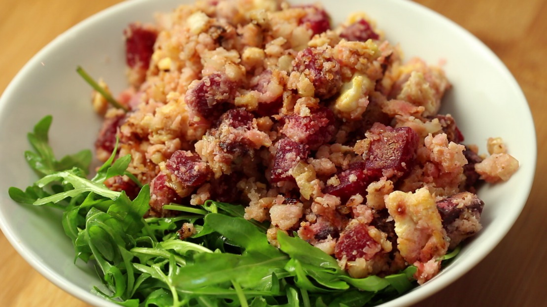 Cauliflower rice with beetroot - Low Carb Recipes by Foodabi