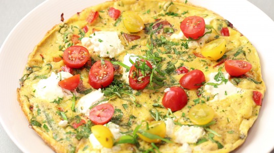 Rezept: Frittata with Fresh Veggies and Goat Cheese