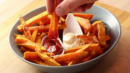 Rezept: Süßkartoffel-Pommes