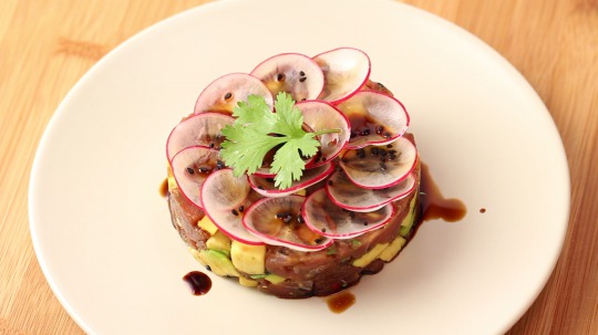 Recipe: Low Carb Tuna Fish Tartar with Avocado