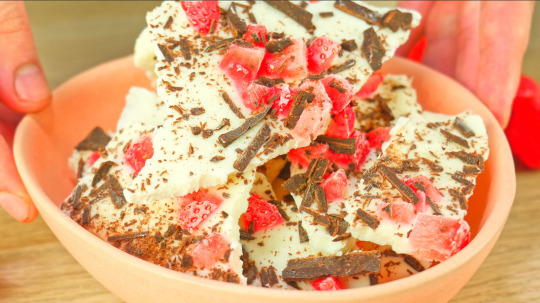 Rezept: Low Carb Süß getoppte Joghurt-Tafel