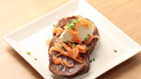 Rezept: Frischkäse Pfannkuchen mit Räucherlachs